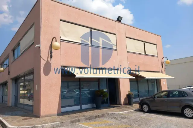 Shared office in Viale Tricesimo 103/105, Udine - Photo 1