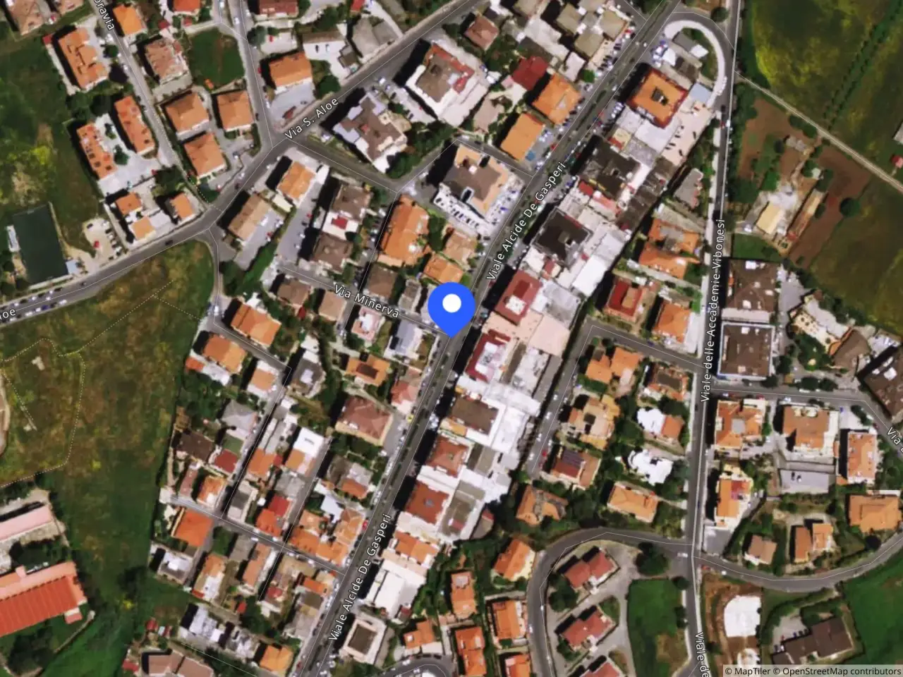 Autorimessa in Viale Alcide De Gasperi, Vibo Valentia, {3} - Foto 2