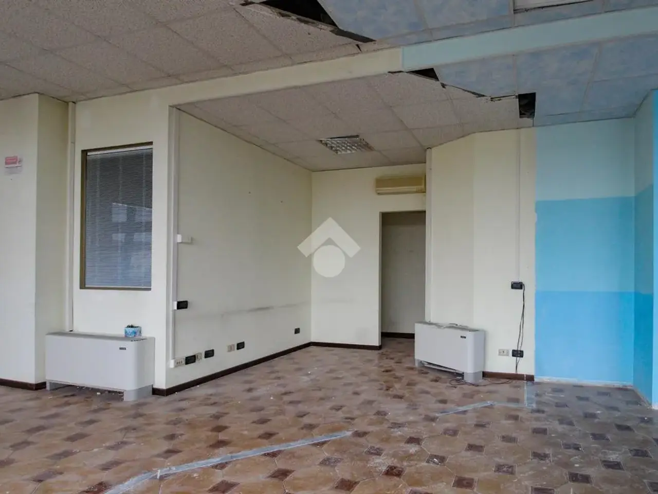 Ufficio in Via Statale Est, Fiorano Modenese, {3} - Foto 1