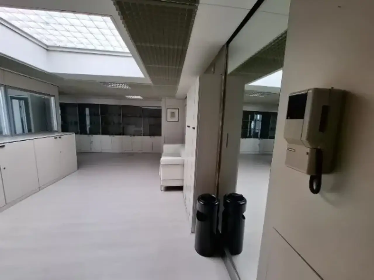 Negozio in Viale Trento E Trieste, Spoleto, {3} - Foto 2