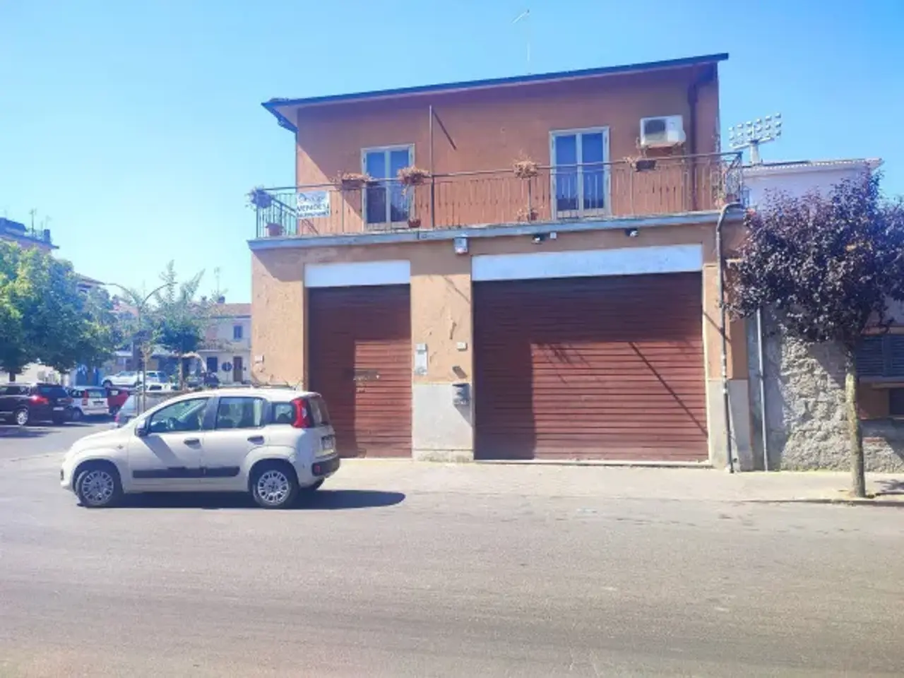 Negozio in Via 4 Novembre 33, Manziana, {3} - Foto 1
