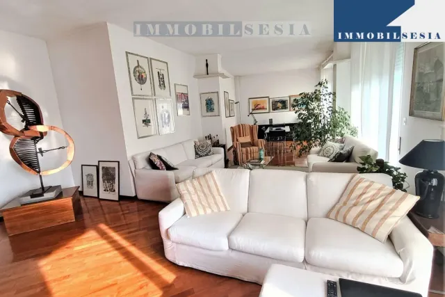 Penthouse in Mazzini 26, Borgosesia - Foto 1