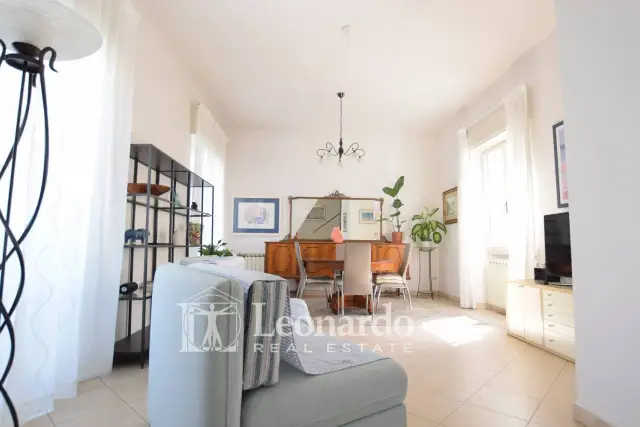 Villa in Via Novara 21, Viareggio - Foto 1