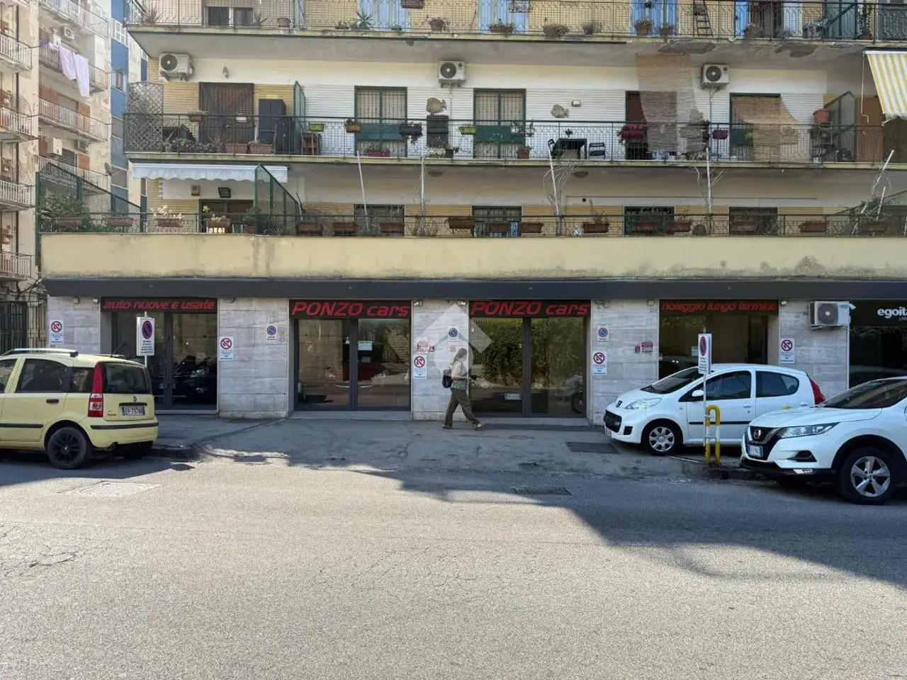 Negozio in Via Gabriele Jannelli 264, Napoli, {3} - Foto 1