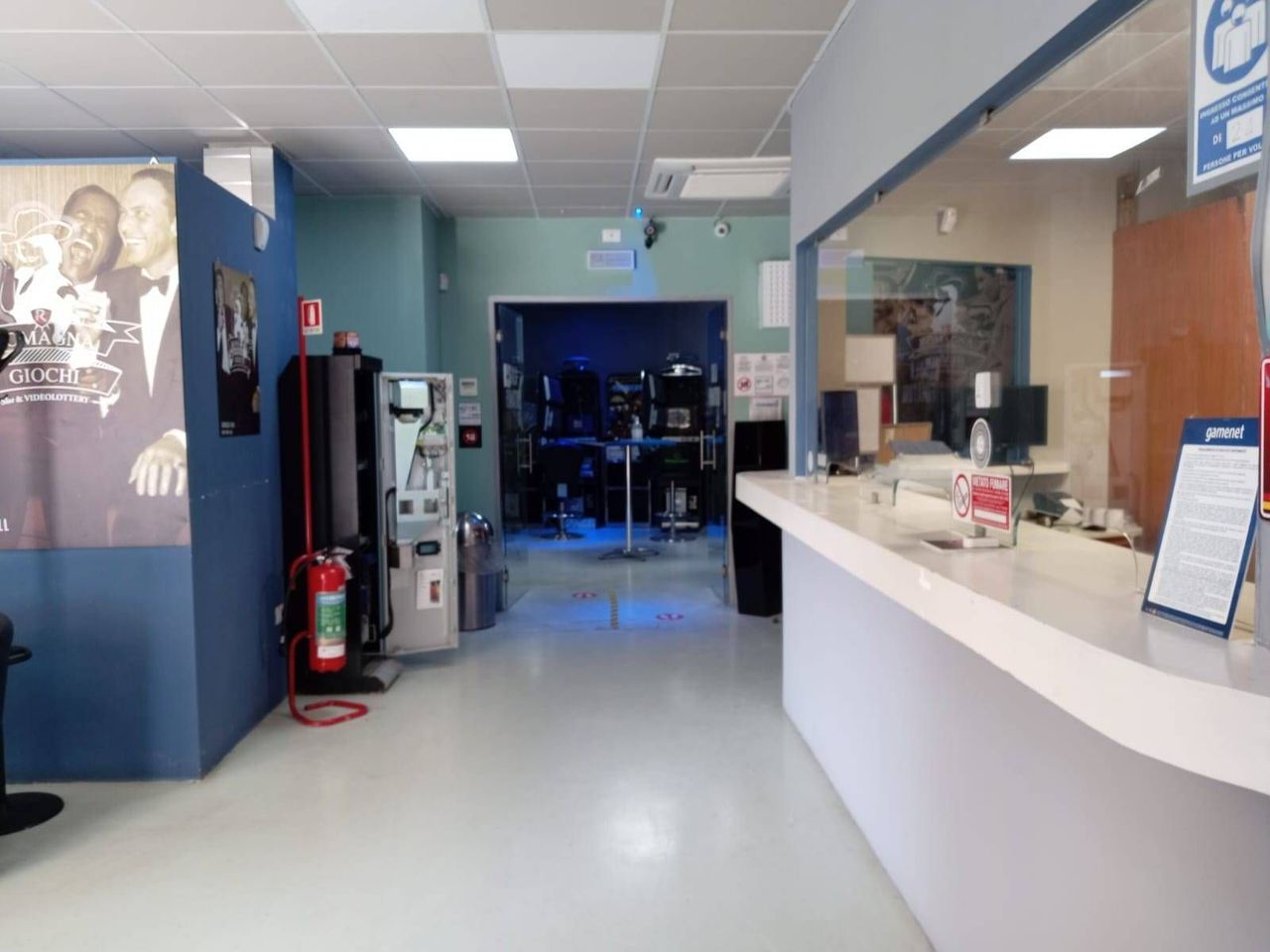 Esercizio commerciale in Via Livornese, Casciana Terme Lari, {3} - Foto 2