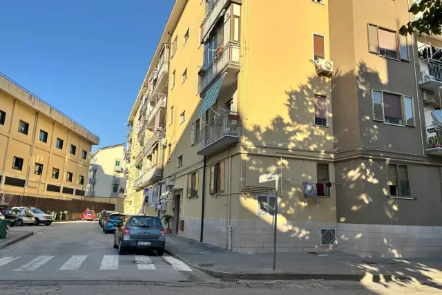 Dreizimmerwohnung in Via Montebello 2, Salerno - Foto 1