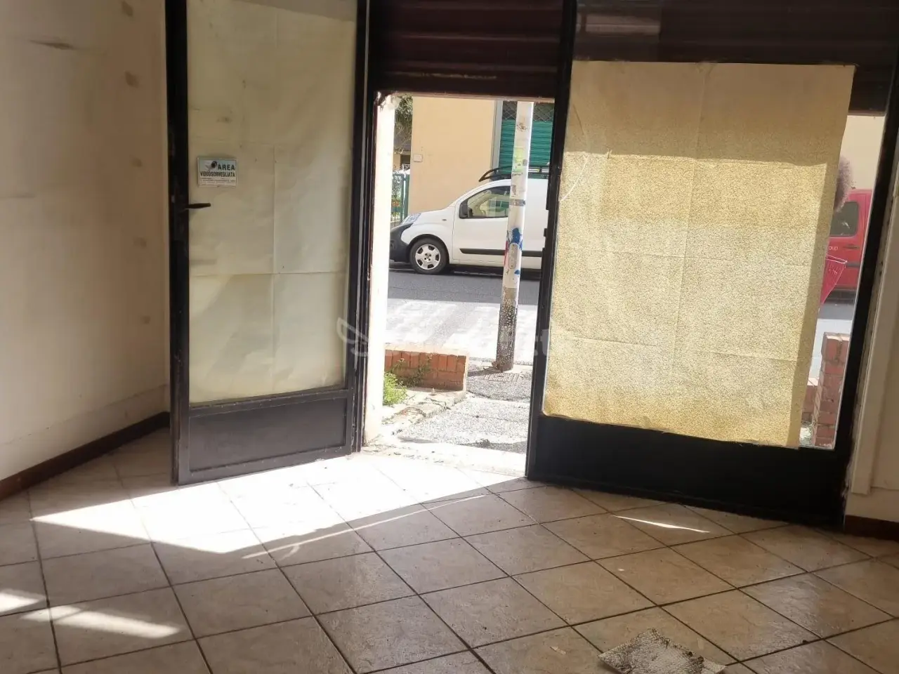 Negozio in Via della Casella 5a, Firenze, {3} - Foto 2