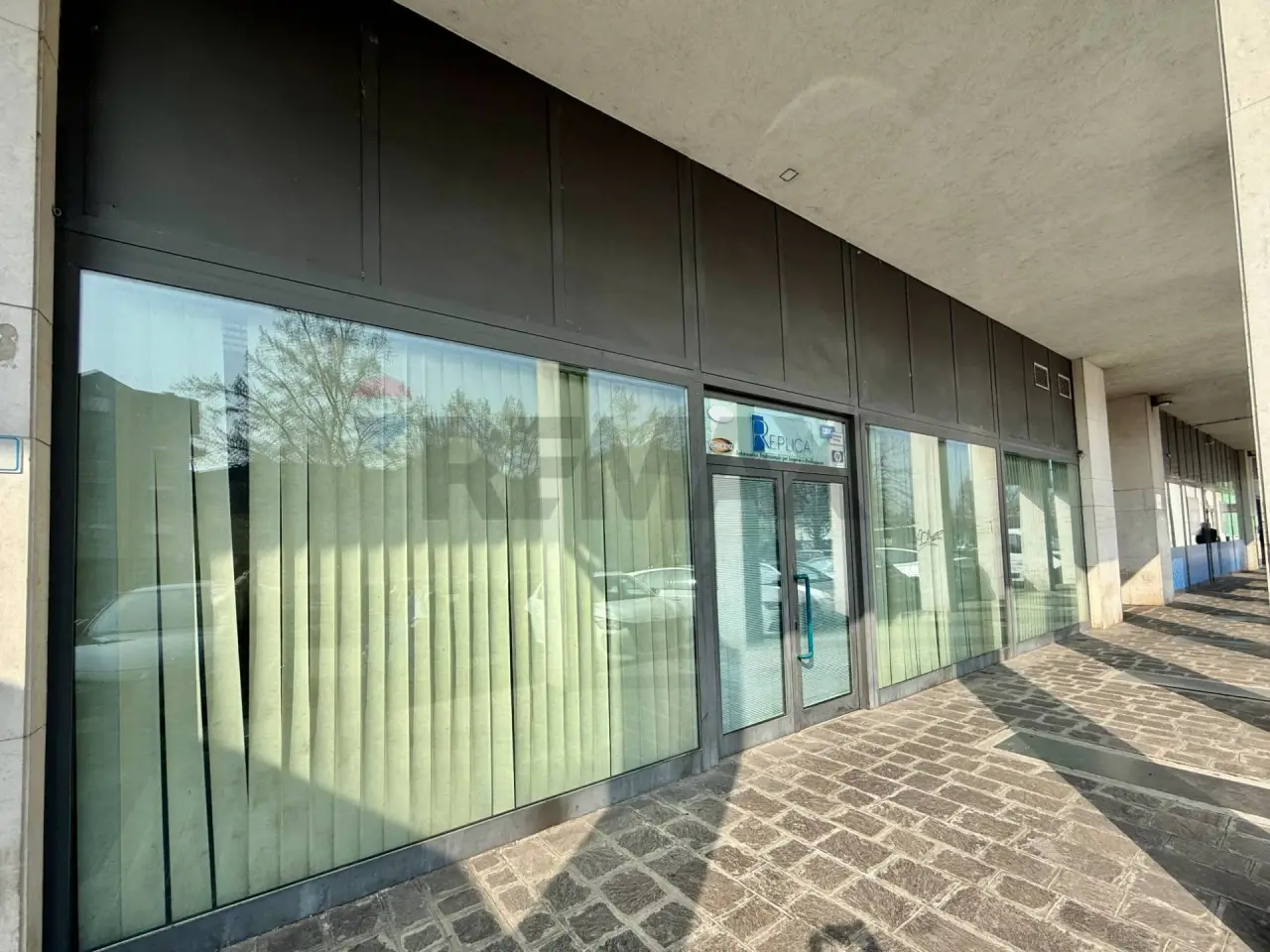 Negozio in Via Lucchini 105, Cremona, {3} - Foto 1