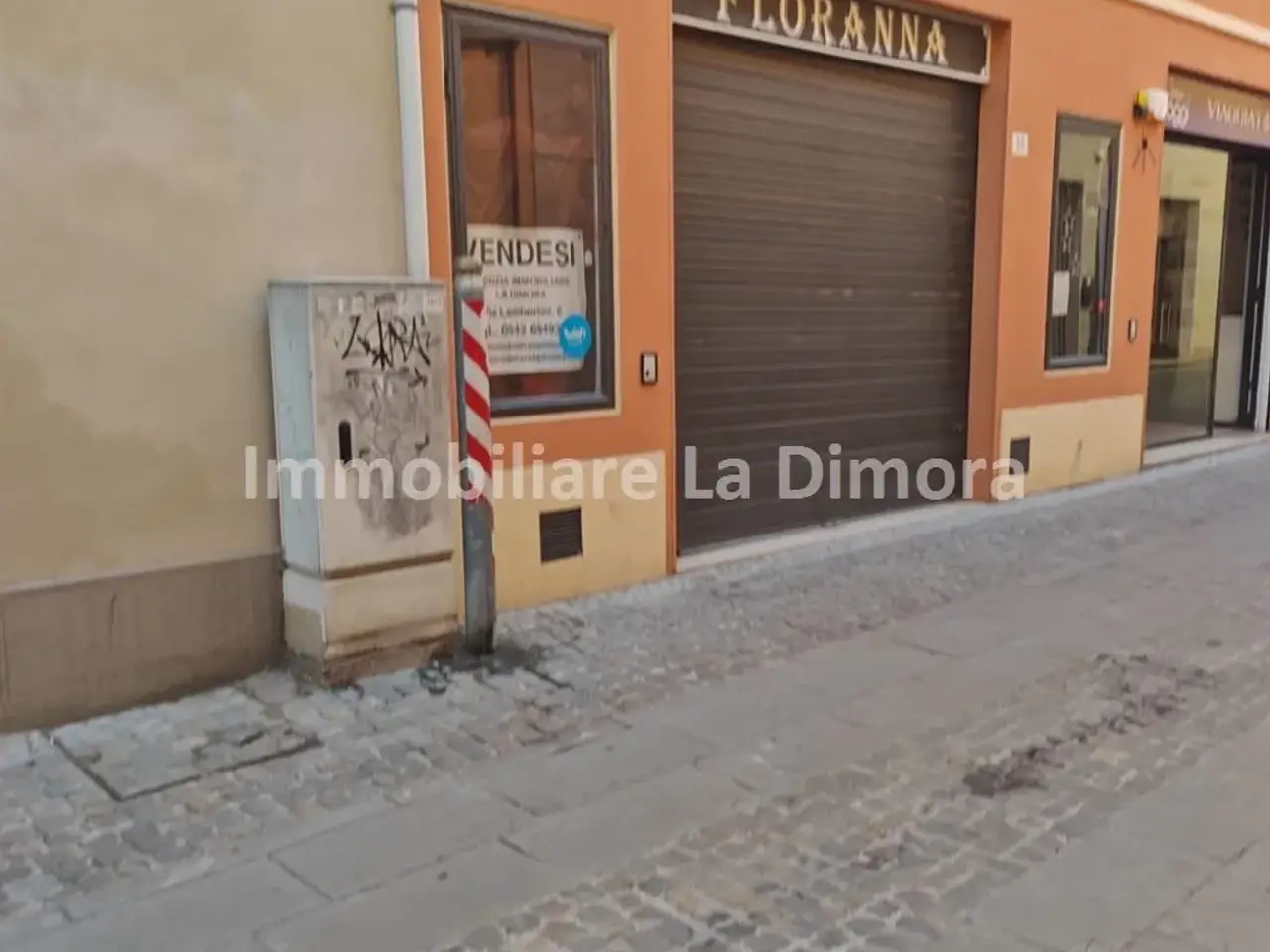 Negozio in , Imola, {3} - Foto 1