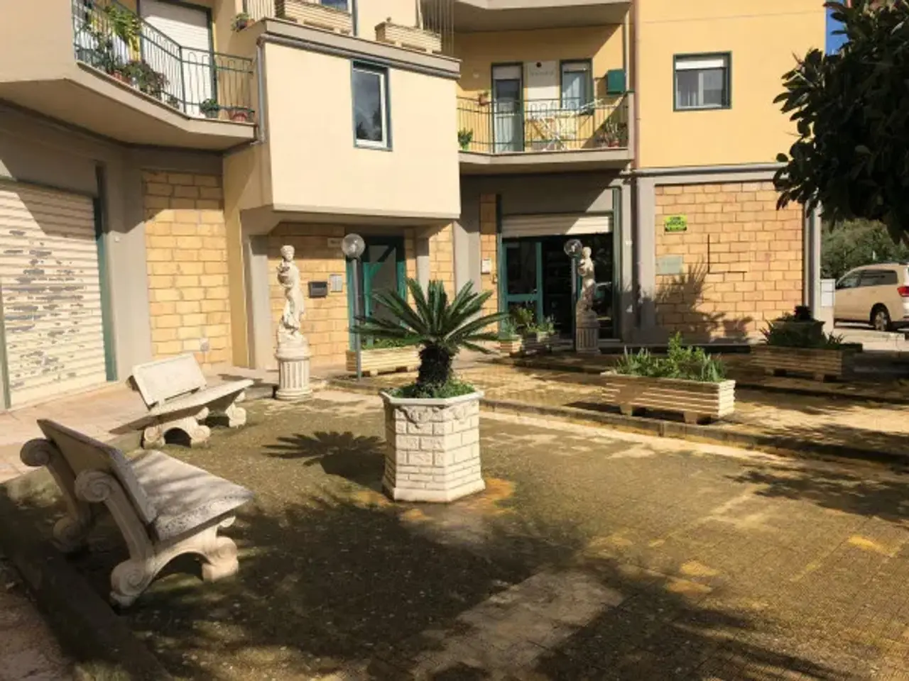 Negozio in Via Alcide De Gasperi, Canicatti', {3} - Foto 2