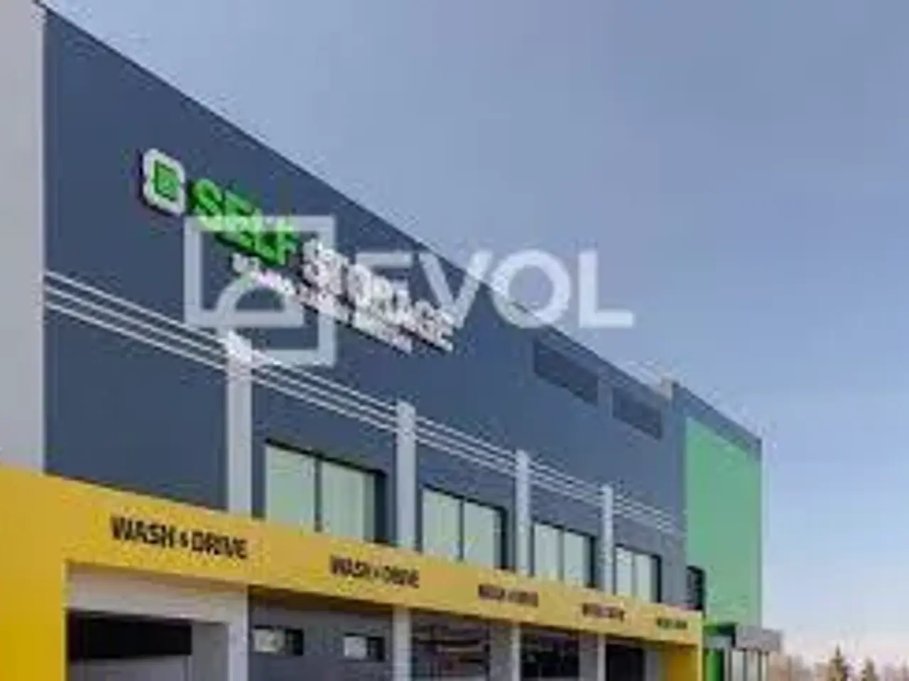 Esercizio commerciale in Via Grialba 35, Tolmezzo, {3} - Foto 2
