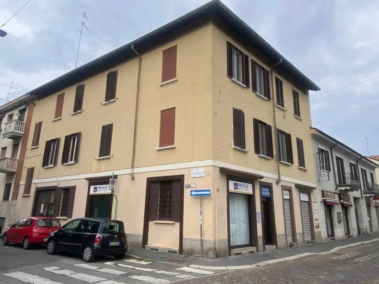 Locale commerciale in Via Eligio Brigatti 2 Milano, Milano, {3} - Foto 1