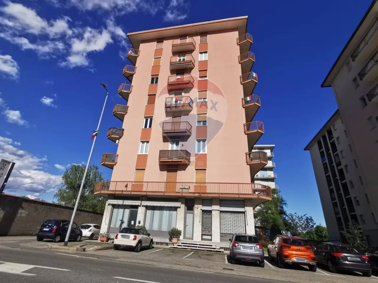 Negozio in Via Matteotti 85, Gaglianico, {3} - Foto 1