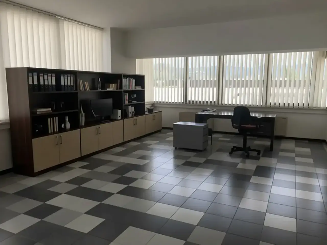 Ufficio in Via Brenta, Vicenza, {3} - Foto 1