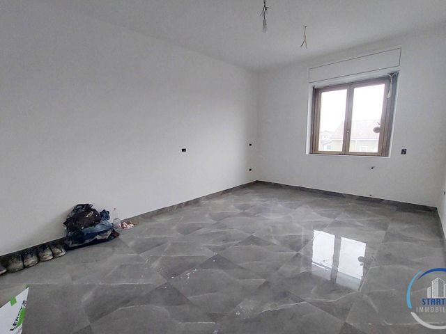 3-room flat in Via Alessandro Volta 251, Senago - Photo 1