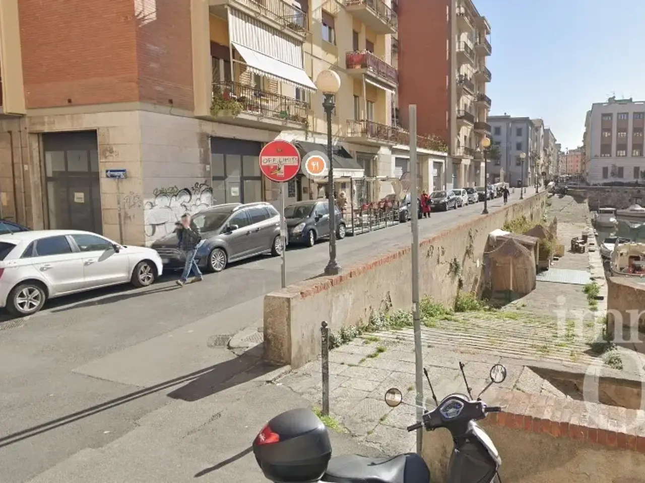 Capannone in Via della Madonna 60, Livorno, {3} - Foto 2