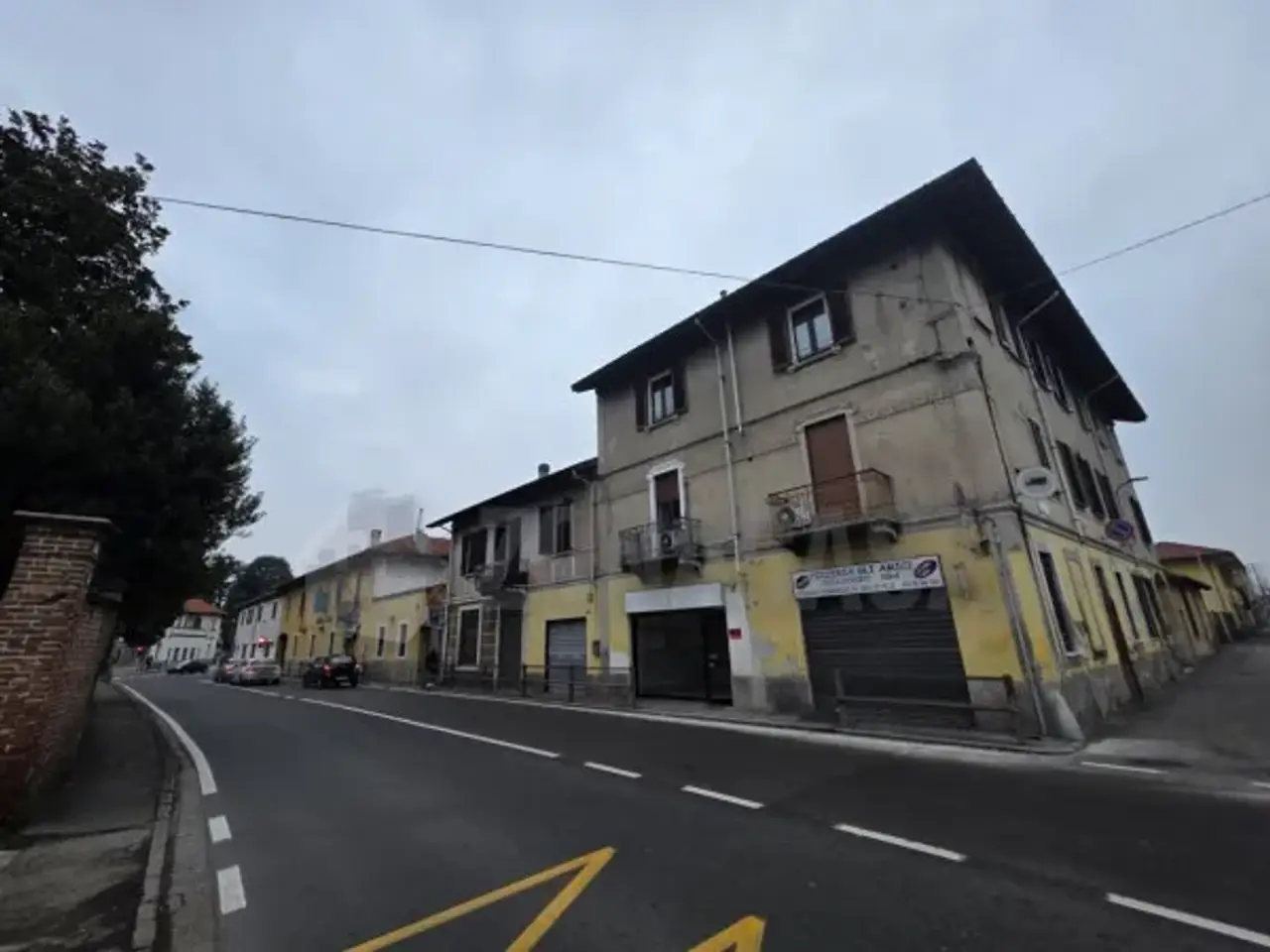 Negozio in Via Tadini, Castano Primo, {3} - Foto 1