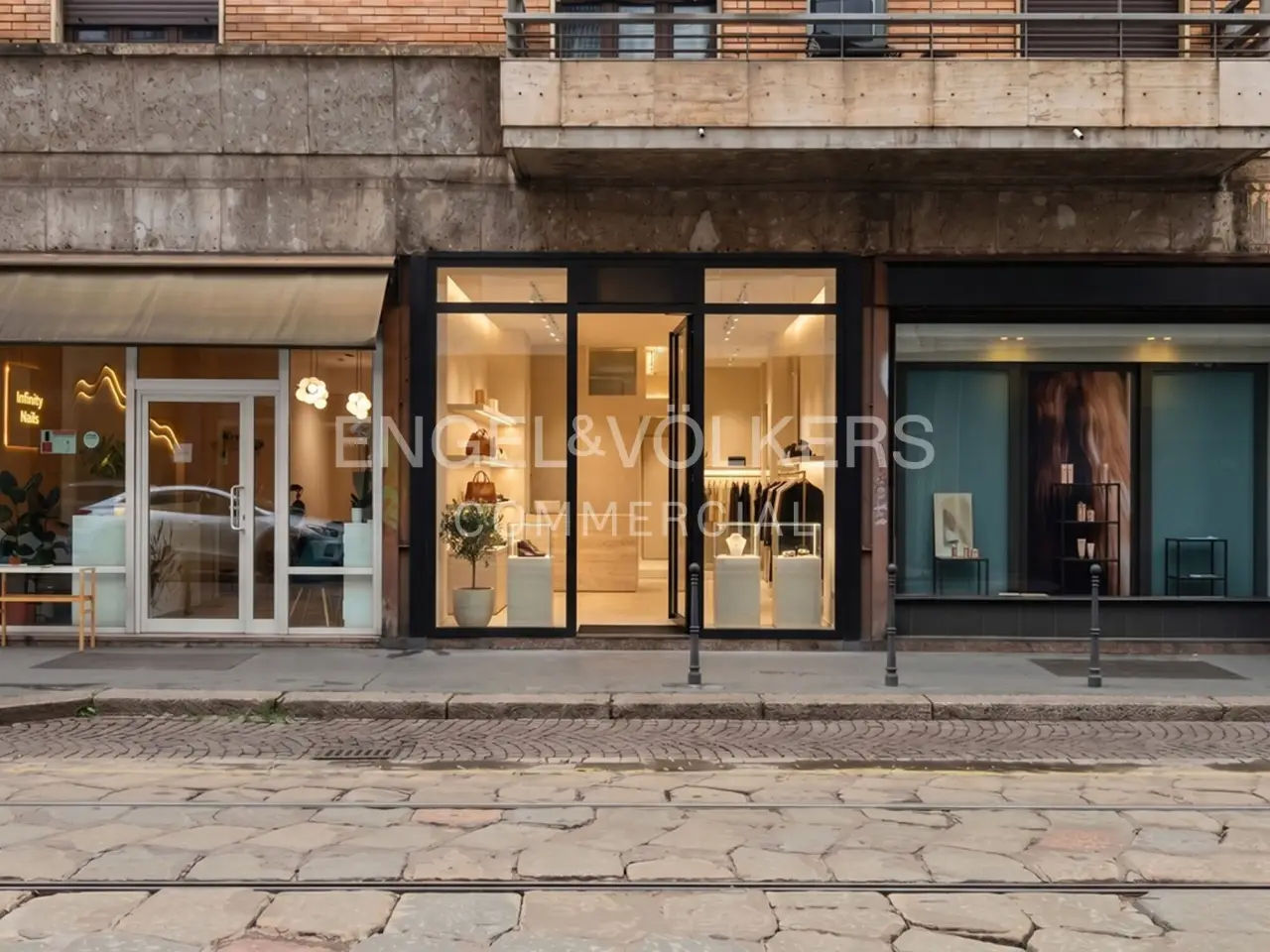 Negozio in Via Broletto, Milano, {3} - Foto 1