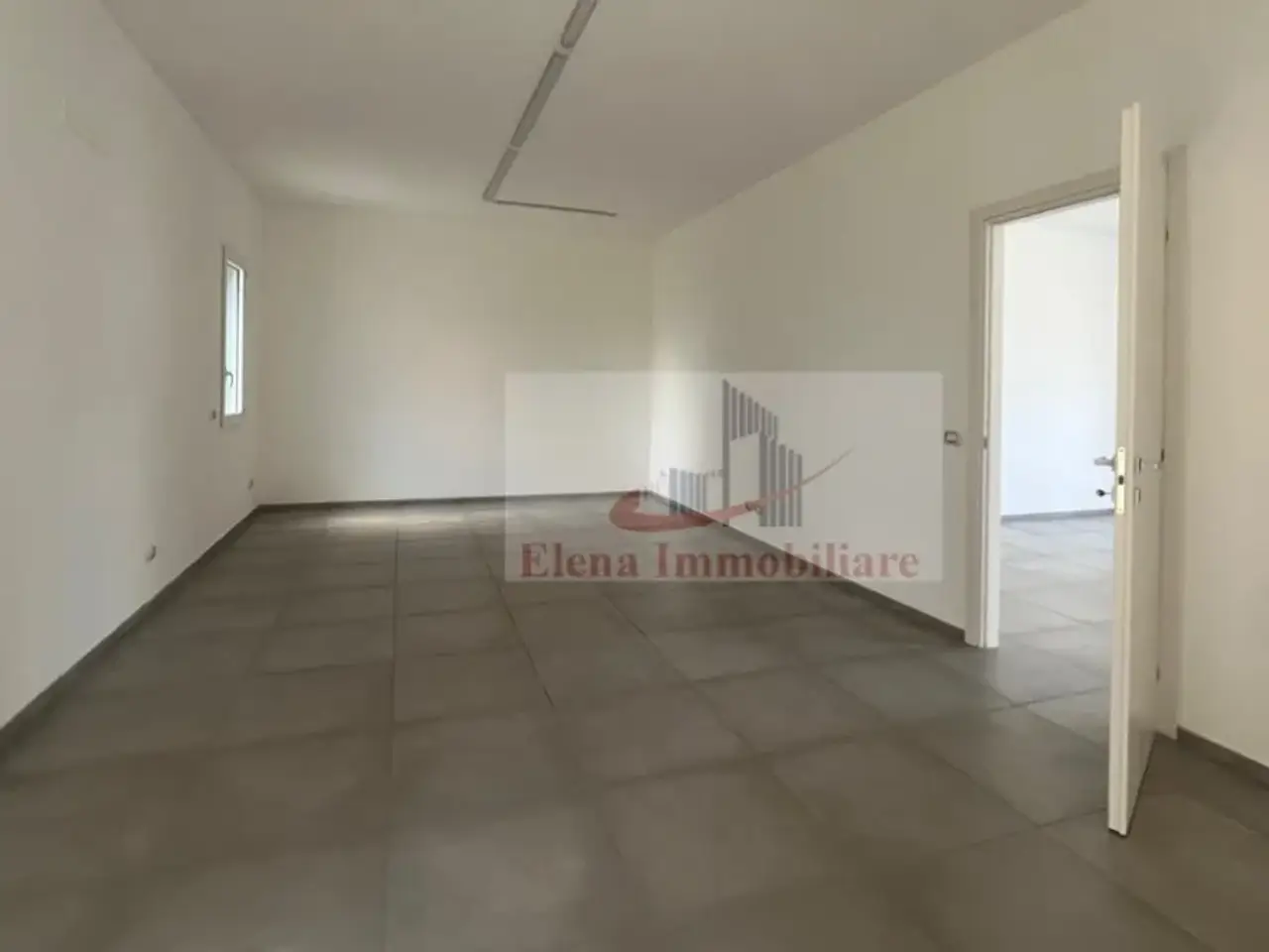 Locale commerciale in , Alcamo, {3} - Foto 2