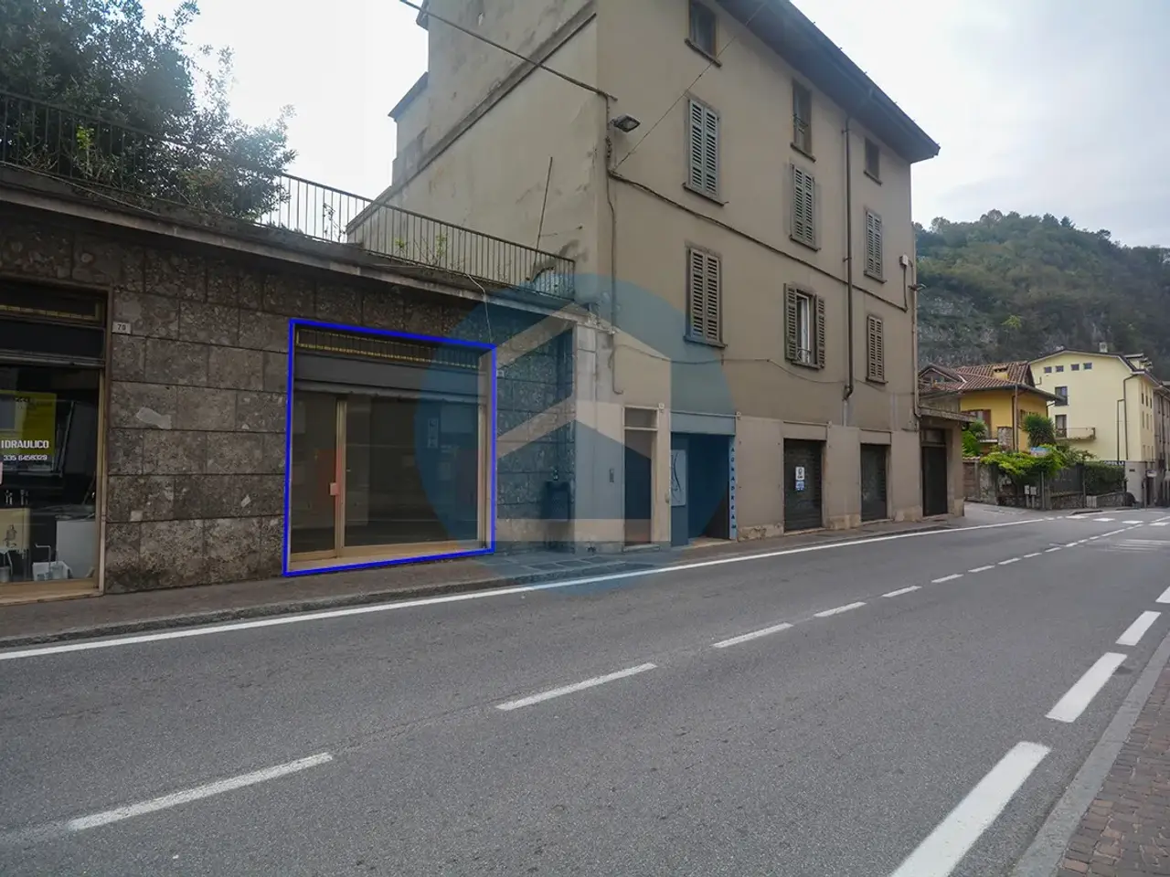 Negozio in Via Giuseppe Mazzini 81, Breno, {3} - Foto 2
