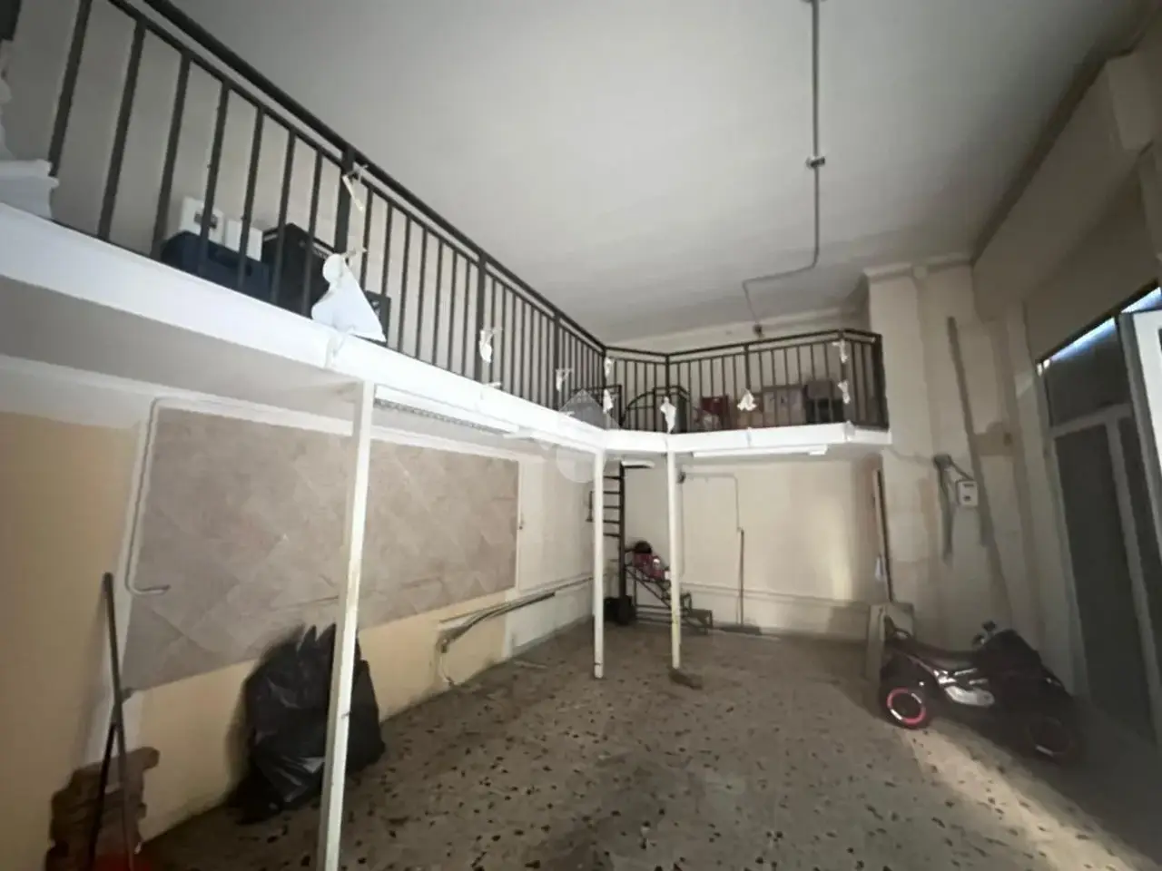 Negozio in Cupa Fosso del Lupo, Napoli, {3} - Foto 1