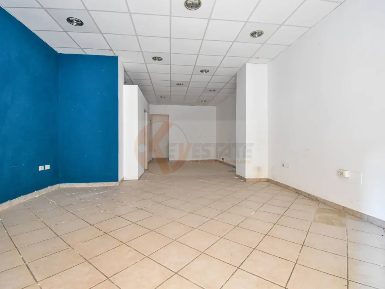 Negozio in Via Galileo Galilei 41, Sassari, {3} - Foto 2