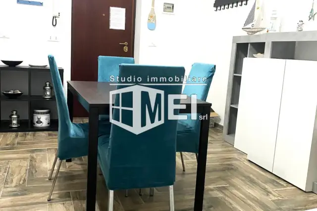 2-room flat in Piazza Modigliani, Livorno - Photo 1