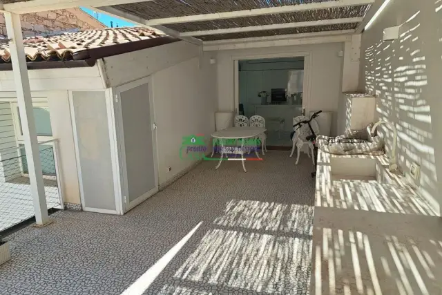 insertion image