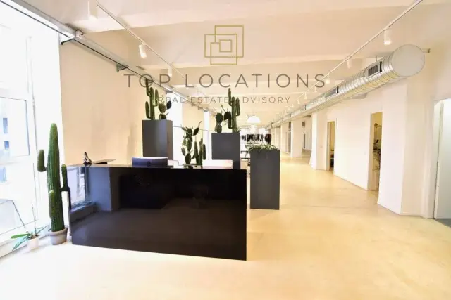 Shared office in Via Tortona, Milano - Photo 1