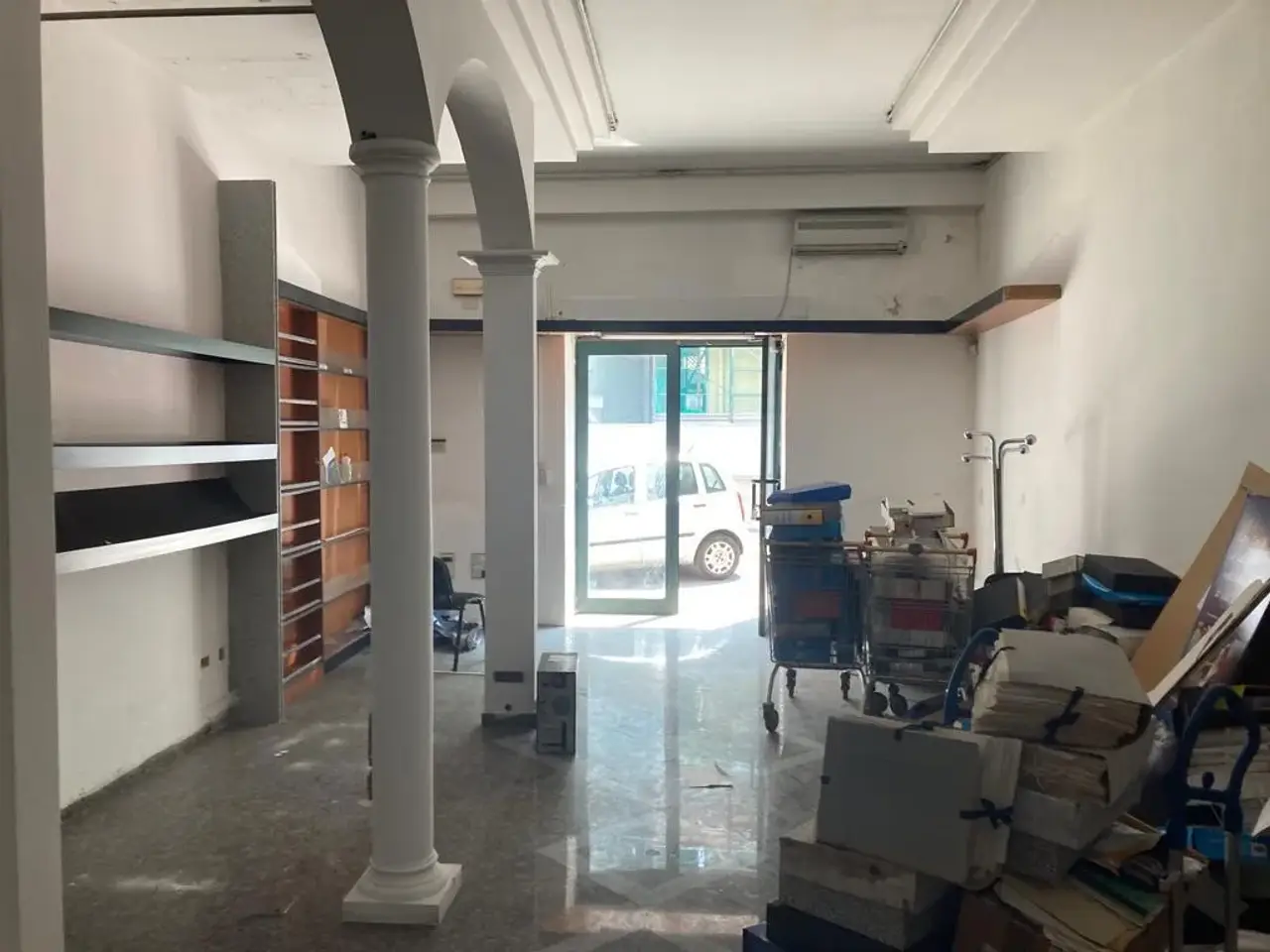 Negozio in Via Mazzini, Battipaglia, {3} - Foto 1