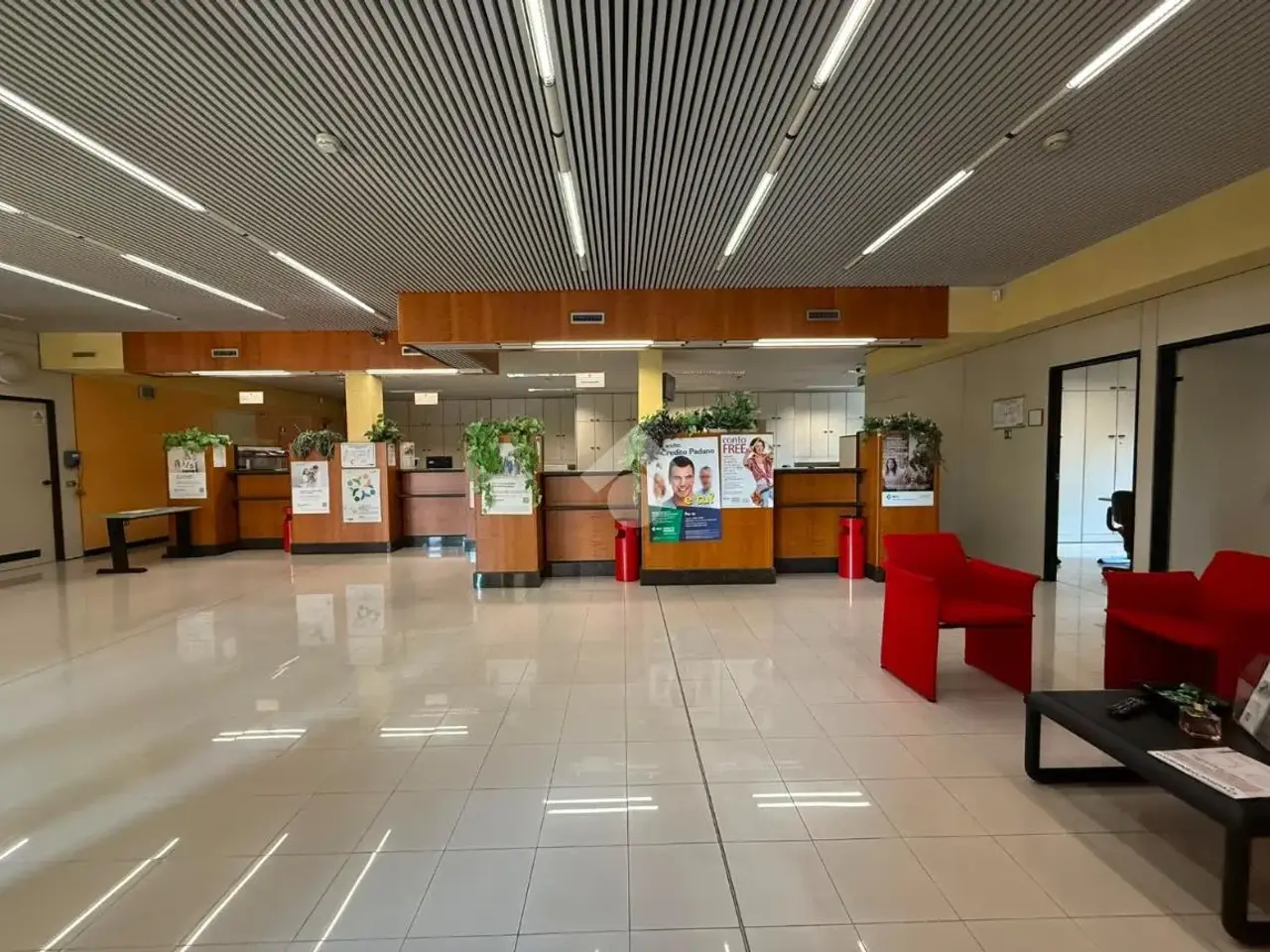 Ufficio in Via Giuseppe Zanardelli 159, Castiglione Delle Stiviere, {3} - Foto 2
