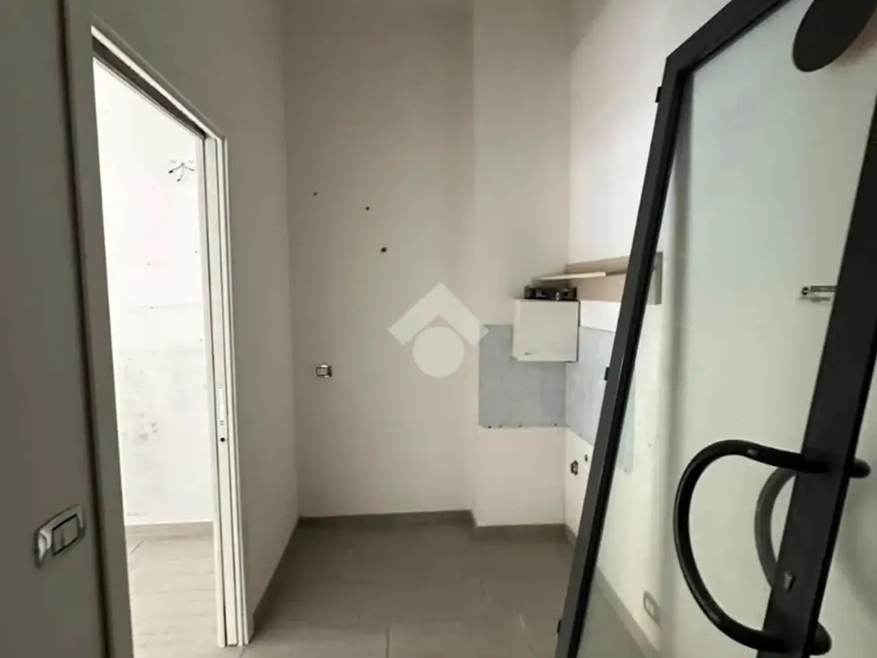 Negozio in Via Alfredo Pecchia 159, Arzano, {3} - Foto 2