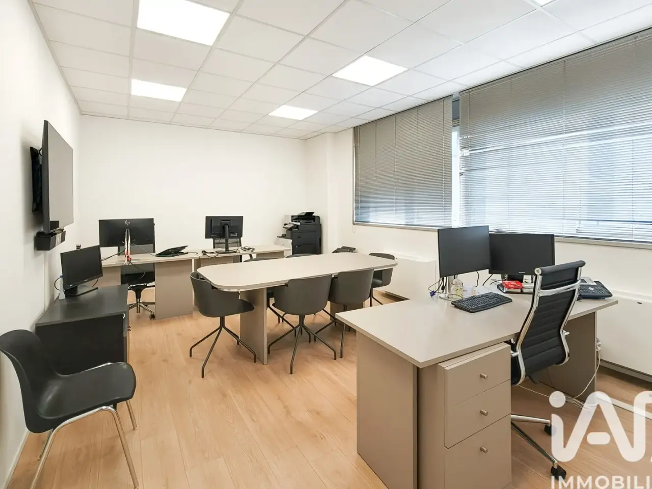 Ufficio in Via Einaudi 108, Civitanova Marche, {3} - Foto 2