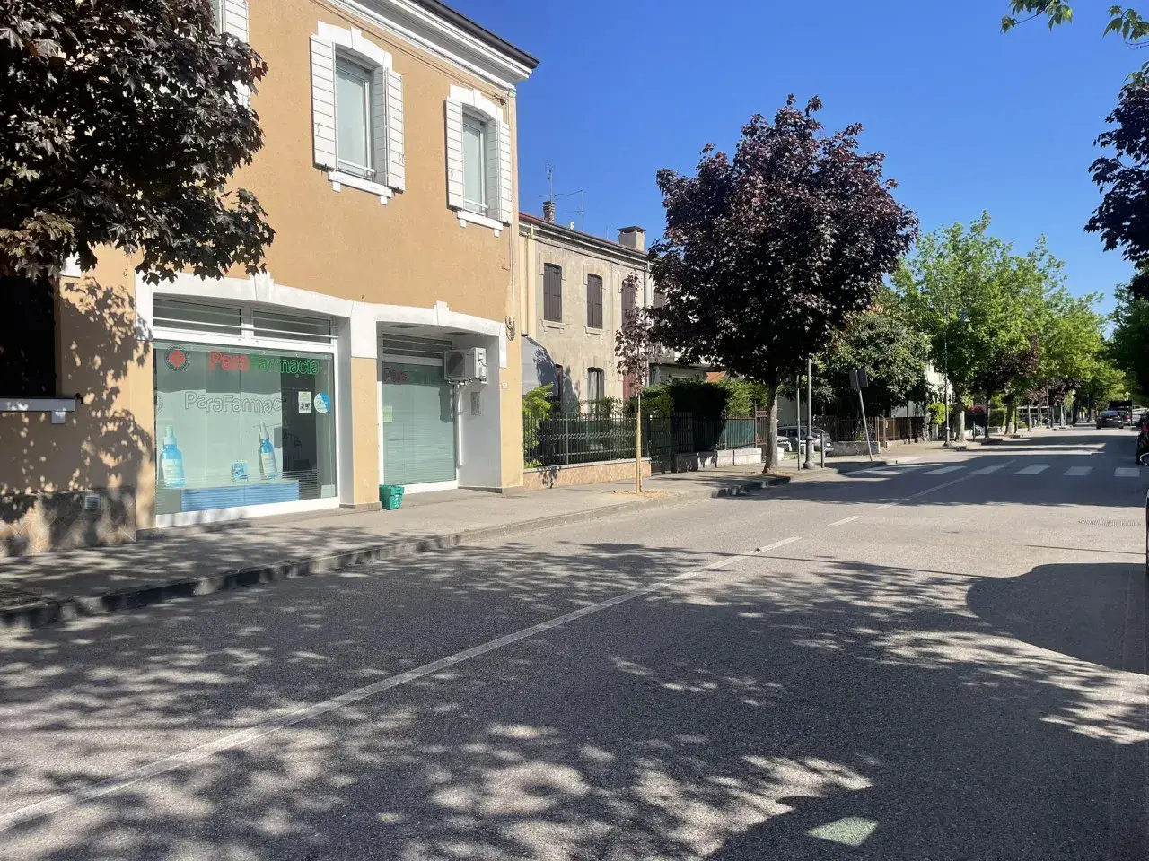 Negozio in Viale Roma, Battaglia Terme, {3} - Foto 1