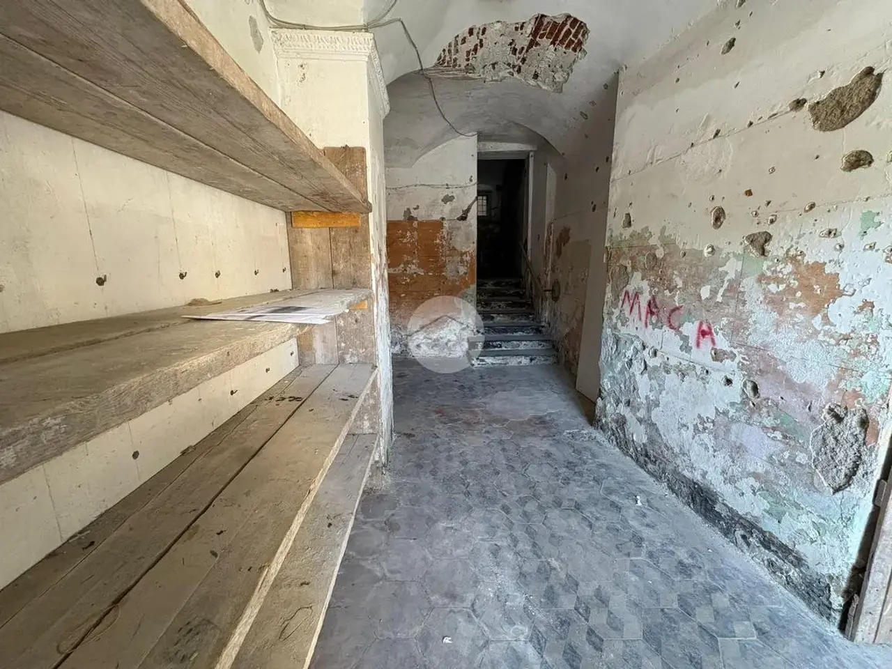 Magazzino in Via Gaspare Buffa 30, Genova, {3} - Foto 2