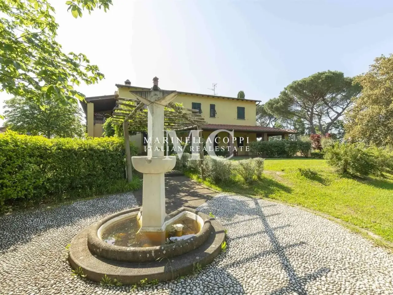 Azienda agricola in , Reggello, {3} - Foto 1