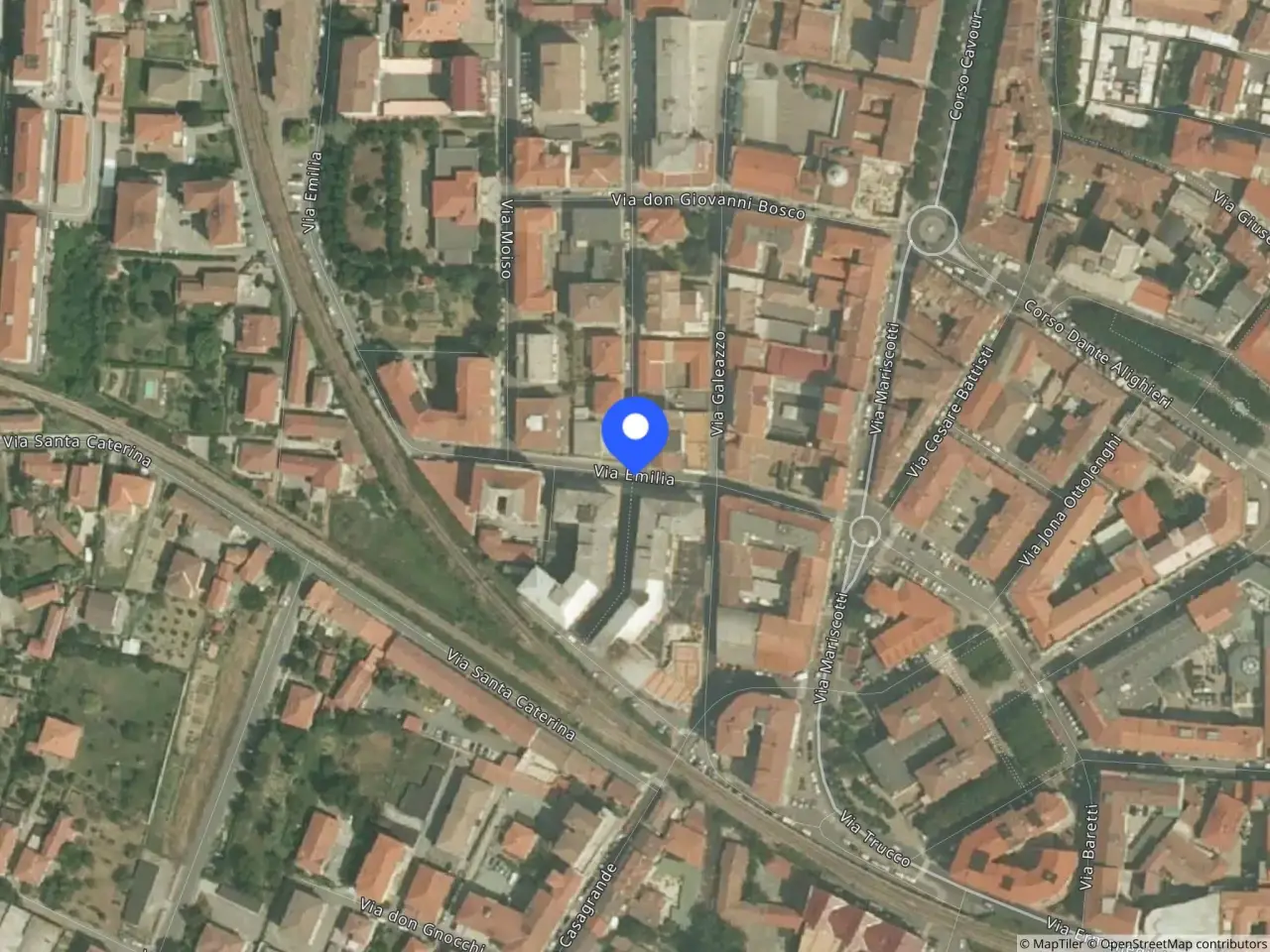 Negozio in Angolo fra Via Gramsci E Via Emilia, Acqui Terme, {3} - Foto 2
