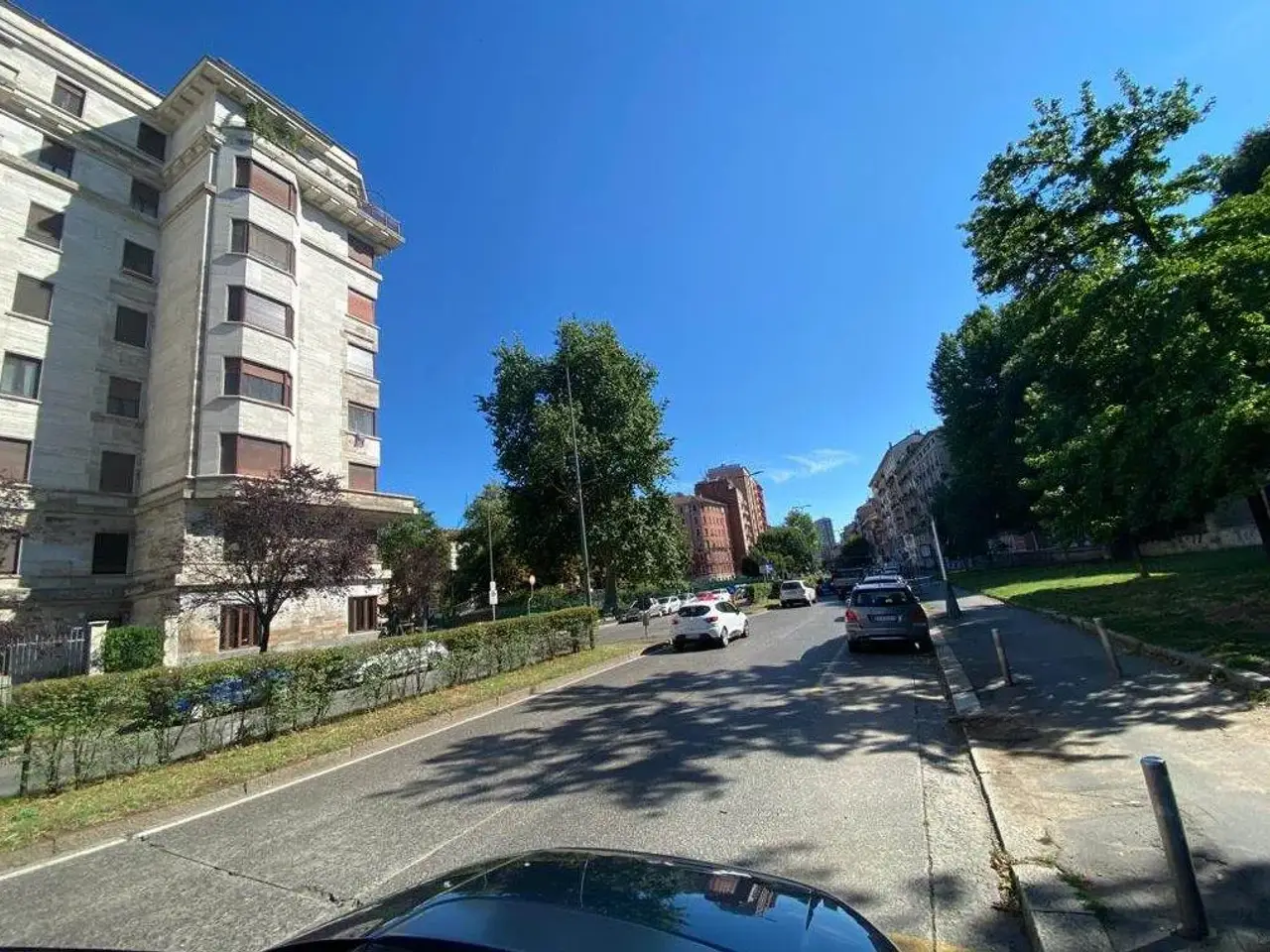 Negozio in Viale Regina Margherita, Milano, {3} - Foto 2