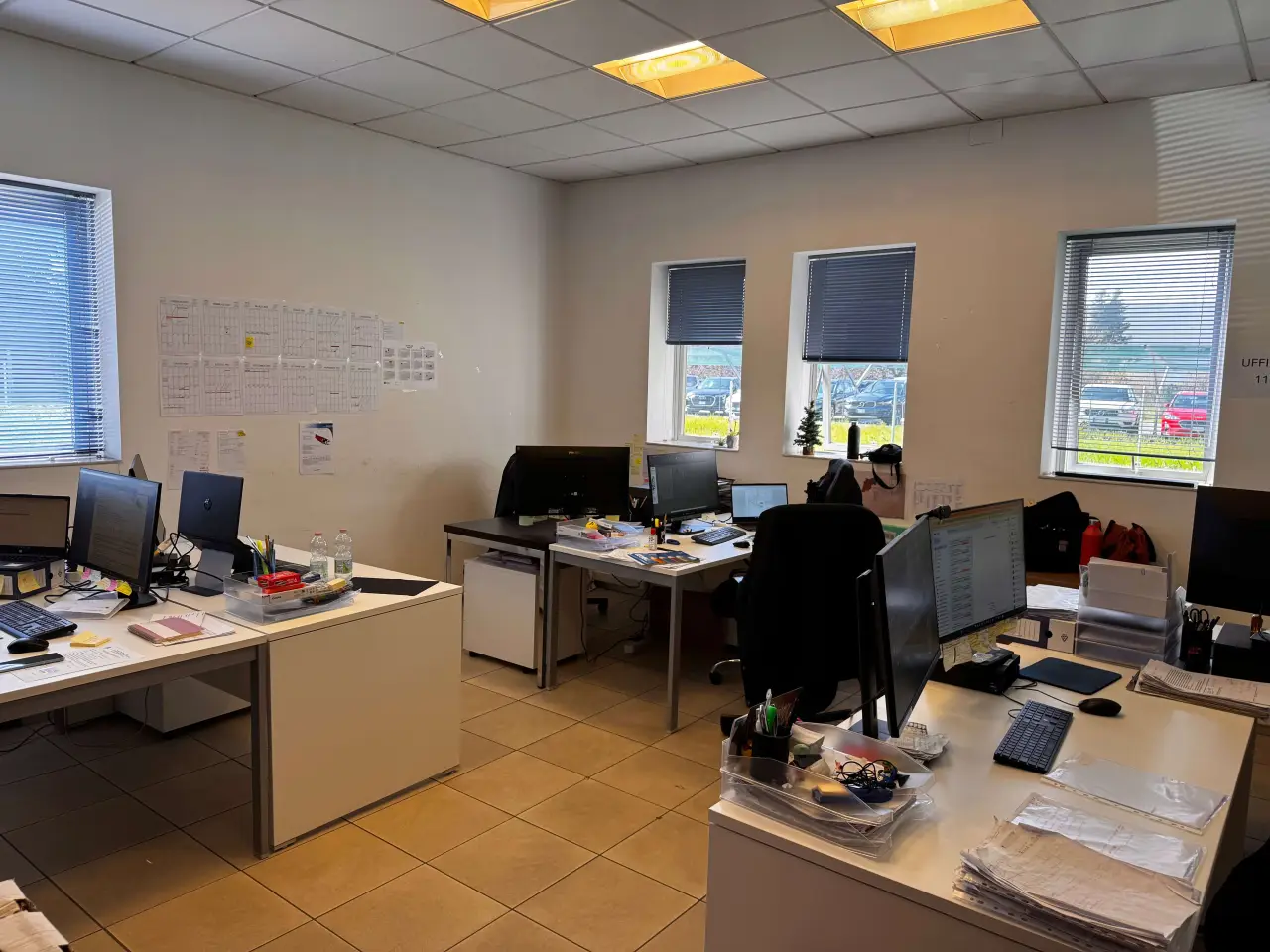 Ufficio in Via 1 Maggio, Imola, {3} - Foto 1
