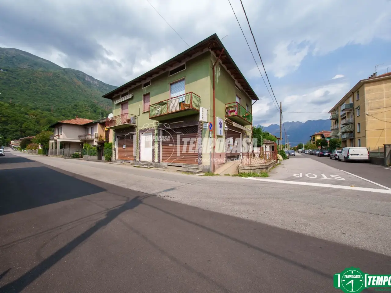 Negozio in Via Liberazione 40, Gravellona Toce, {3} - Foto 1
