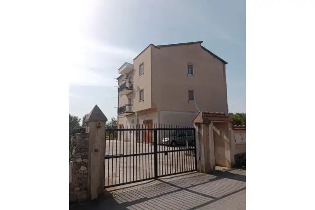 insertion image