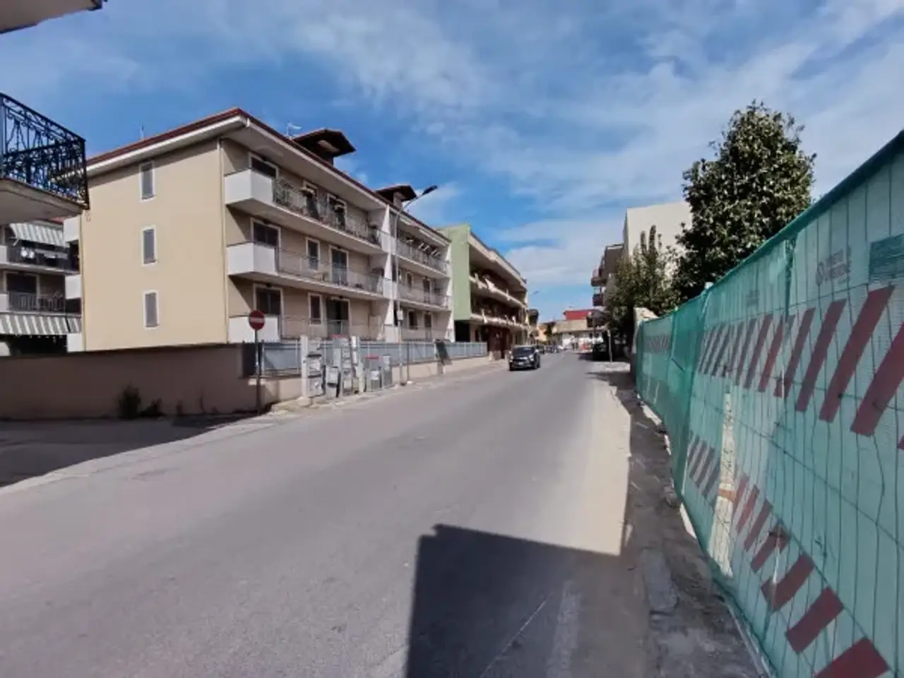 Negozio in Via Innamorati, Giugliano In Campania, {3} - Foto 1