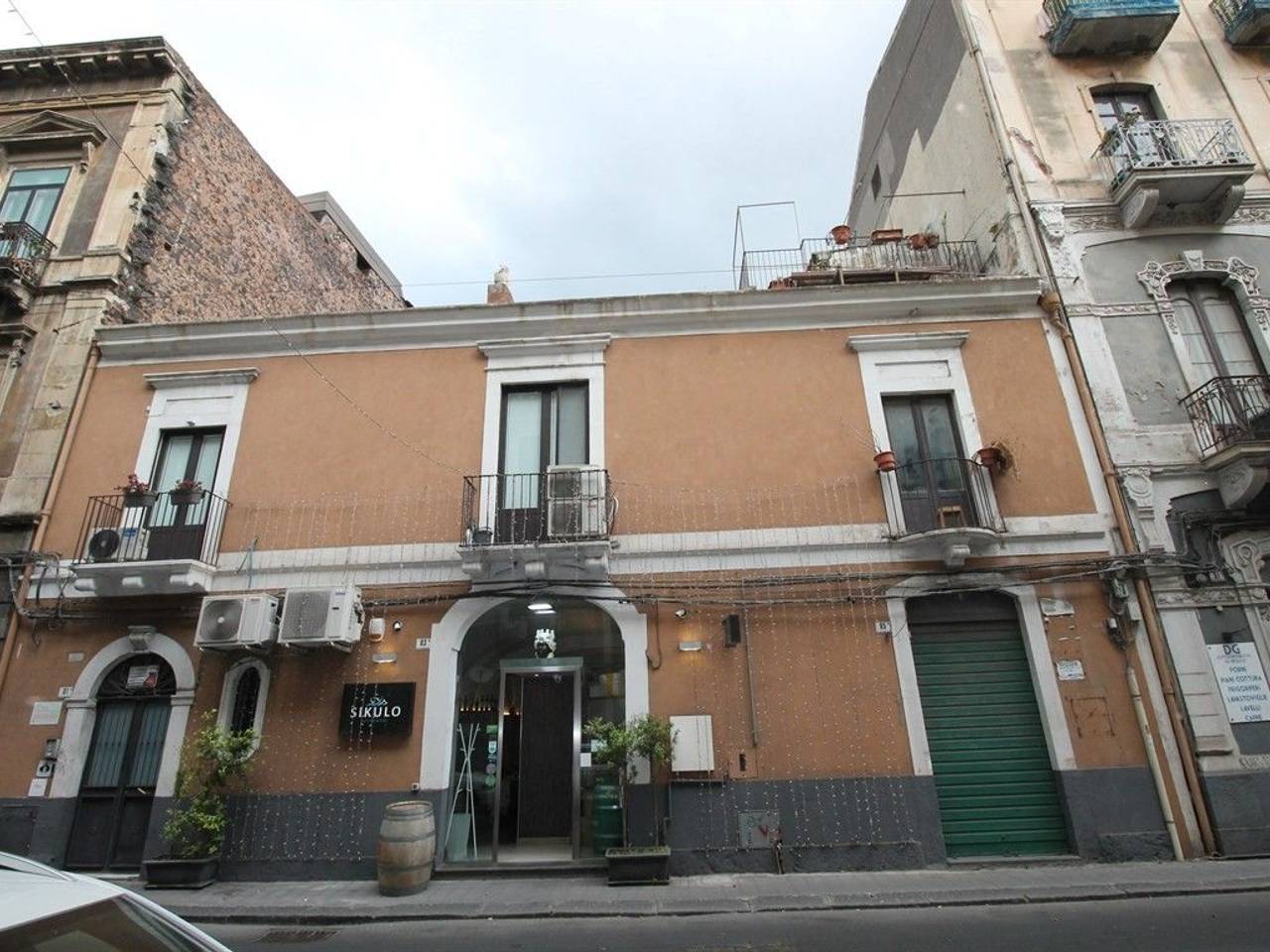 casa indipendente in vendita a Catania in zona Centro Storico