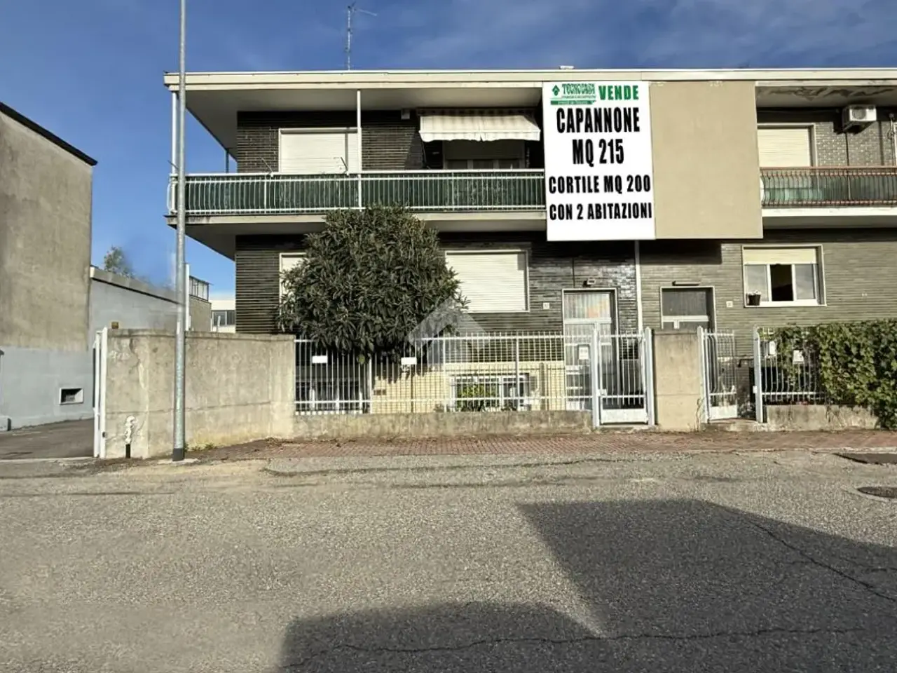 Capannone in Via Salvo d'Acquisto 30, Paderno Dugnano, {3} - Foto 1