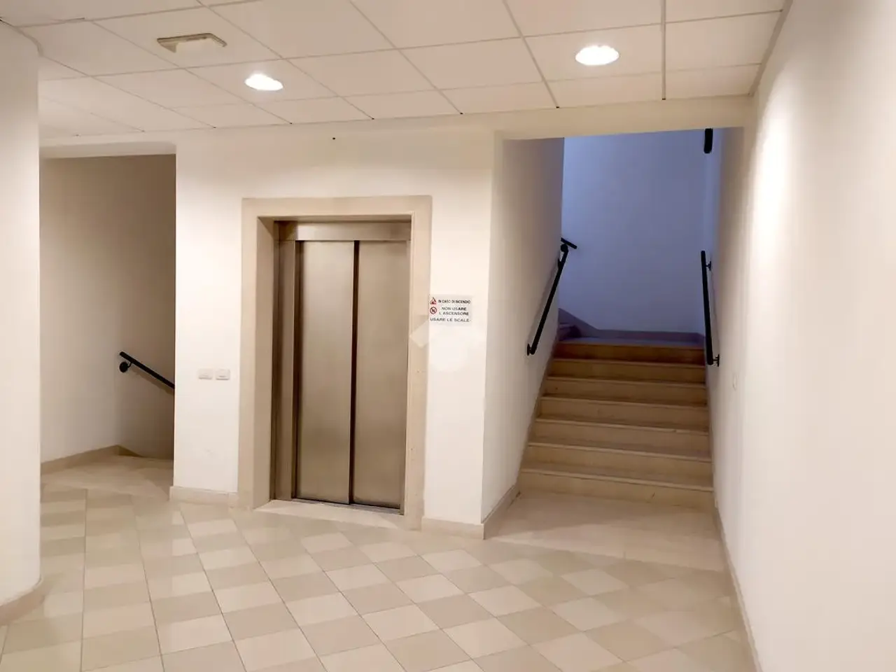 Ufficio in Via Sile 5, Volpago Del Montello, {3} - Foto 1