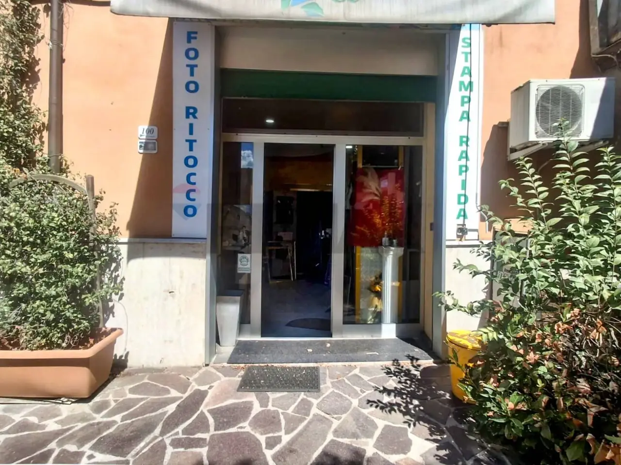 Negozio in Via Campidoglio 100, Ceprano, {3} - Foto 2
