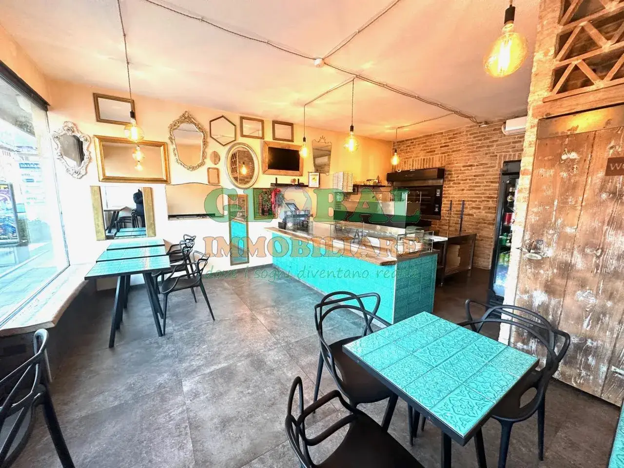 Esercizio commerciale in Viale Roma 3, Borgo Valsugana, {3} - Foto 1