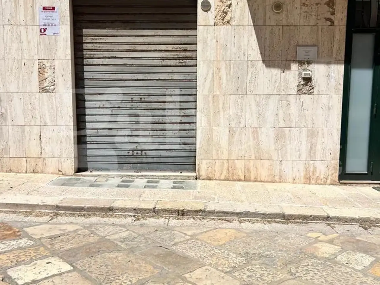 Negozio in Via Municipio, Barletta, {3} - Foto 2