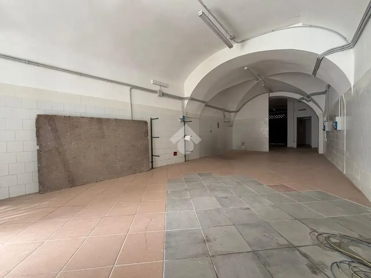 Negozio in Via Giuseppe Pavoncelli 1, Cerignola, {3} - Foto 1