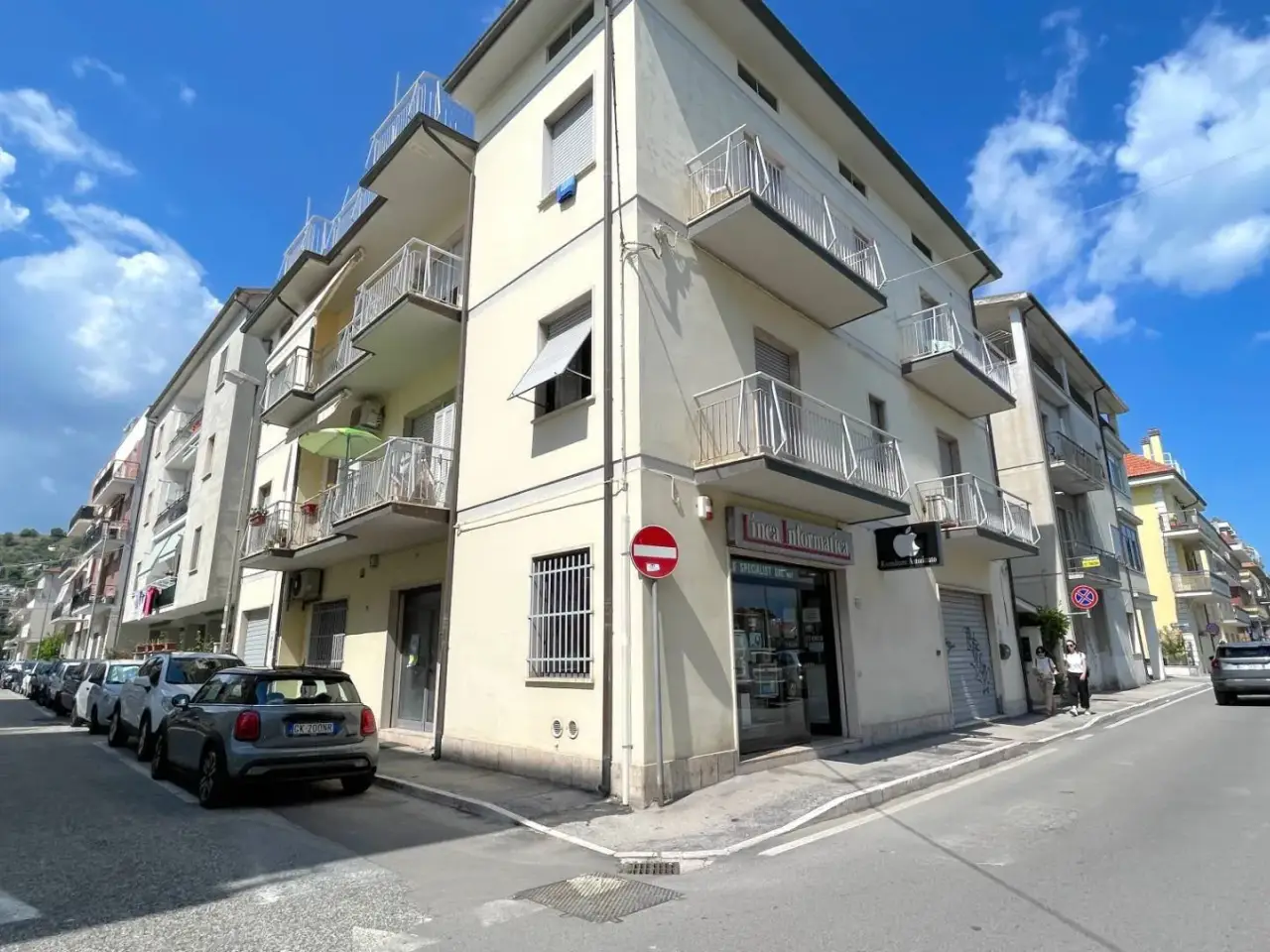 Negozio in Via Marsala 55, San Benedetto Del Tronto, {3} - Foto 1